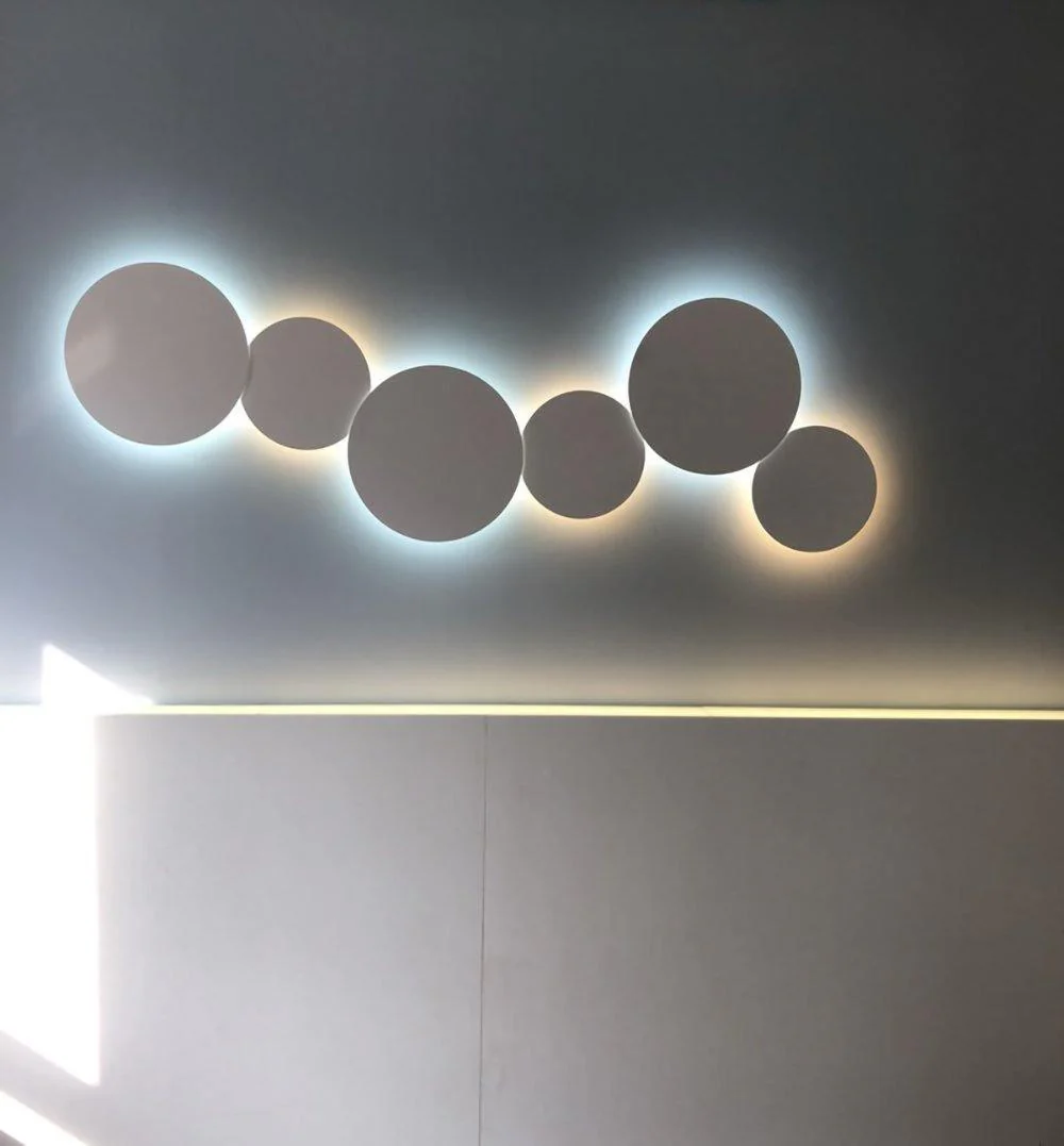 Geometric Disc Wall Lamp - Dia 28cm x H5cm set of 2 / White / Warm white