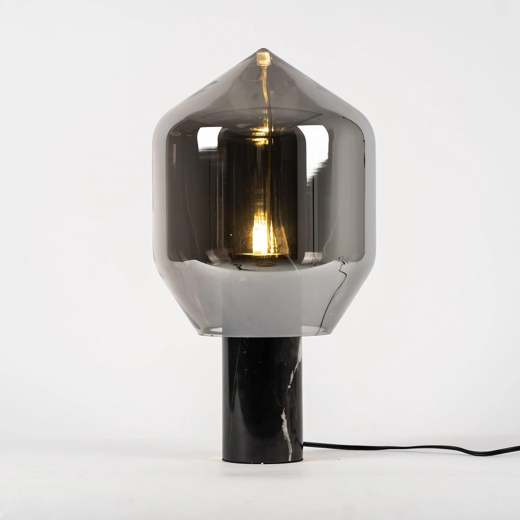 Настольный светильник Lighthouse - ∅22см x 48см, черный мрамор, дымчатое стекло