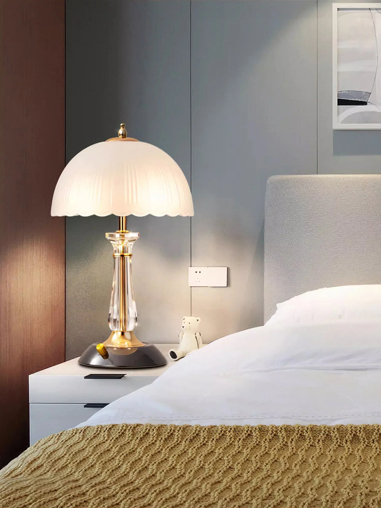 Domed Glass Table Light - ∅ 9.8″ x H 15.7″ / Dia 25cm x H 40cm / Black & Gold & Frosted white / UK plug
