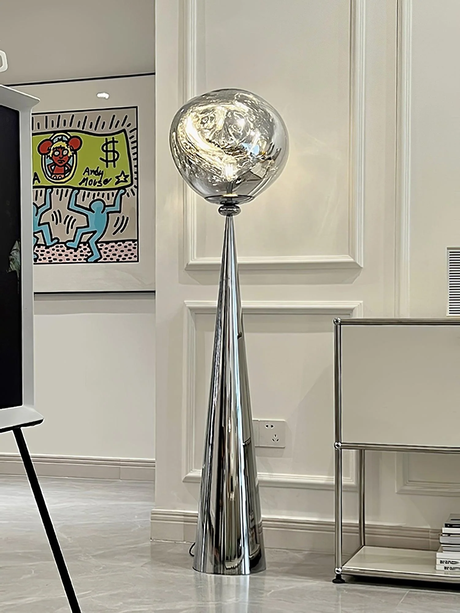 Cone Lava Floor Lamp - ∅ 17.7″ x H 61″ / Dia 45cm x H 155cm / Gold / AU plug