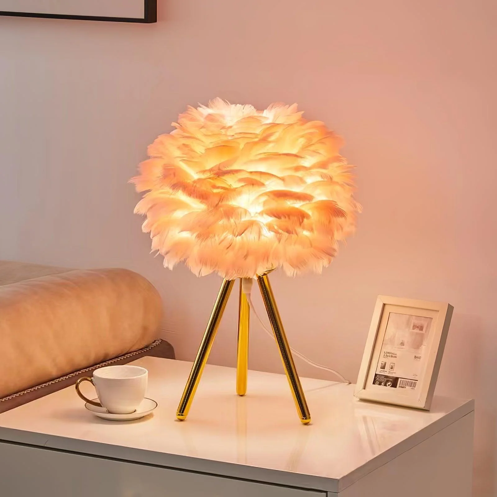 Goose Feather Table Lamp - ∅ 13.8″ x H 18.5″ / Dia 35cm x H 47cm / Gold+Grey / UK plug