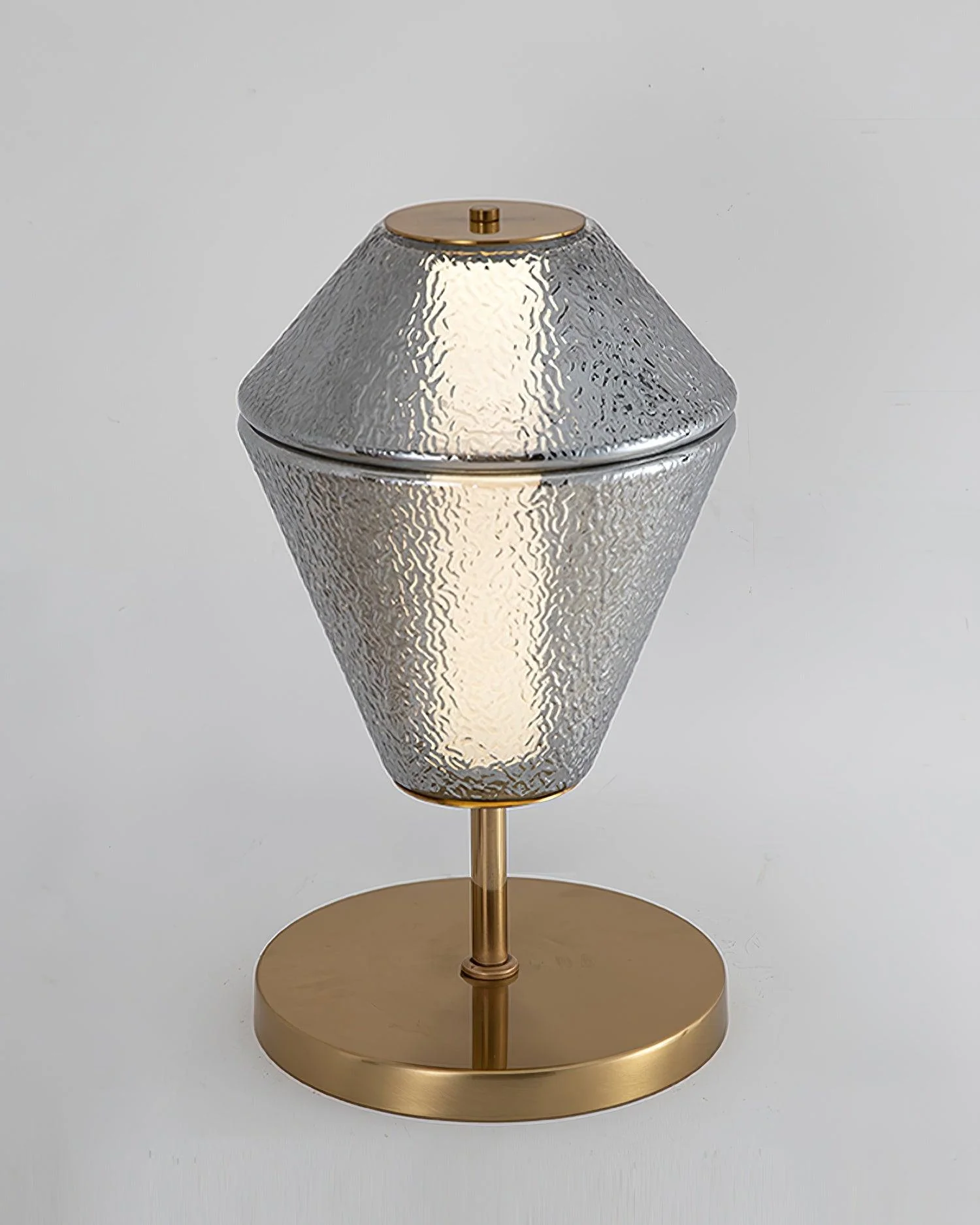 Totem Table Lamp - ∅ 8.6″ x H 16.5″ / Dia 22cm x H 42cm / Clear / US plug