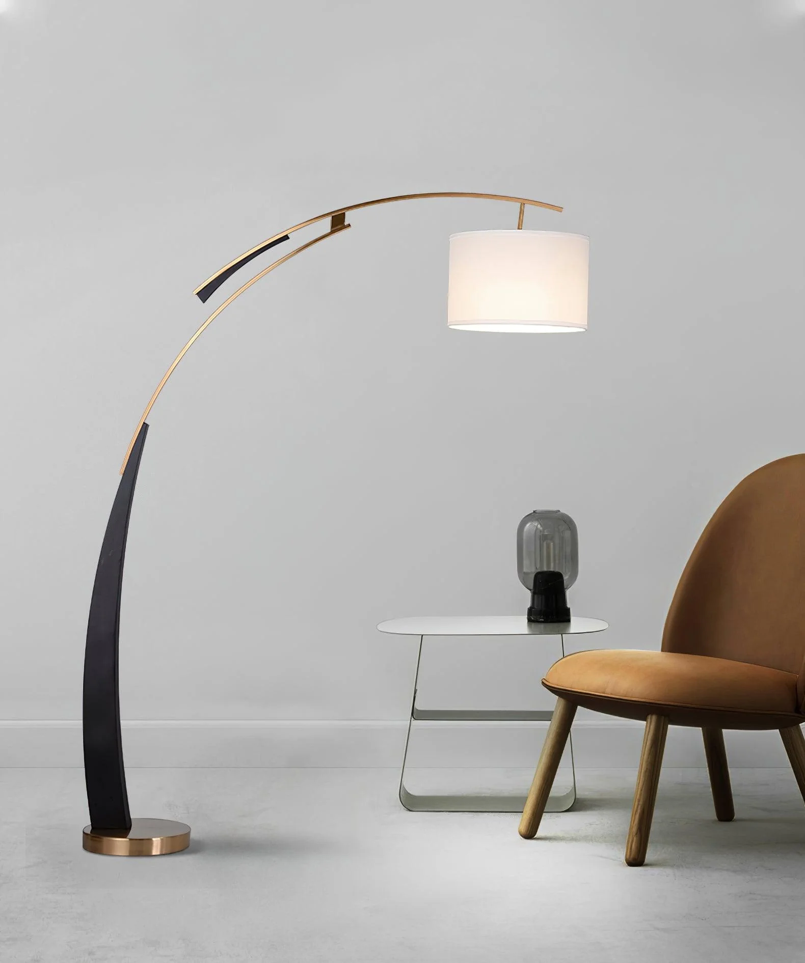 Matterhorn Arc Floor Lamp - L 47.2″ x H 70.9″ / L 120cm x H 180cm / Black+Gold plated / US plug