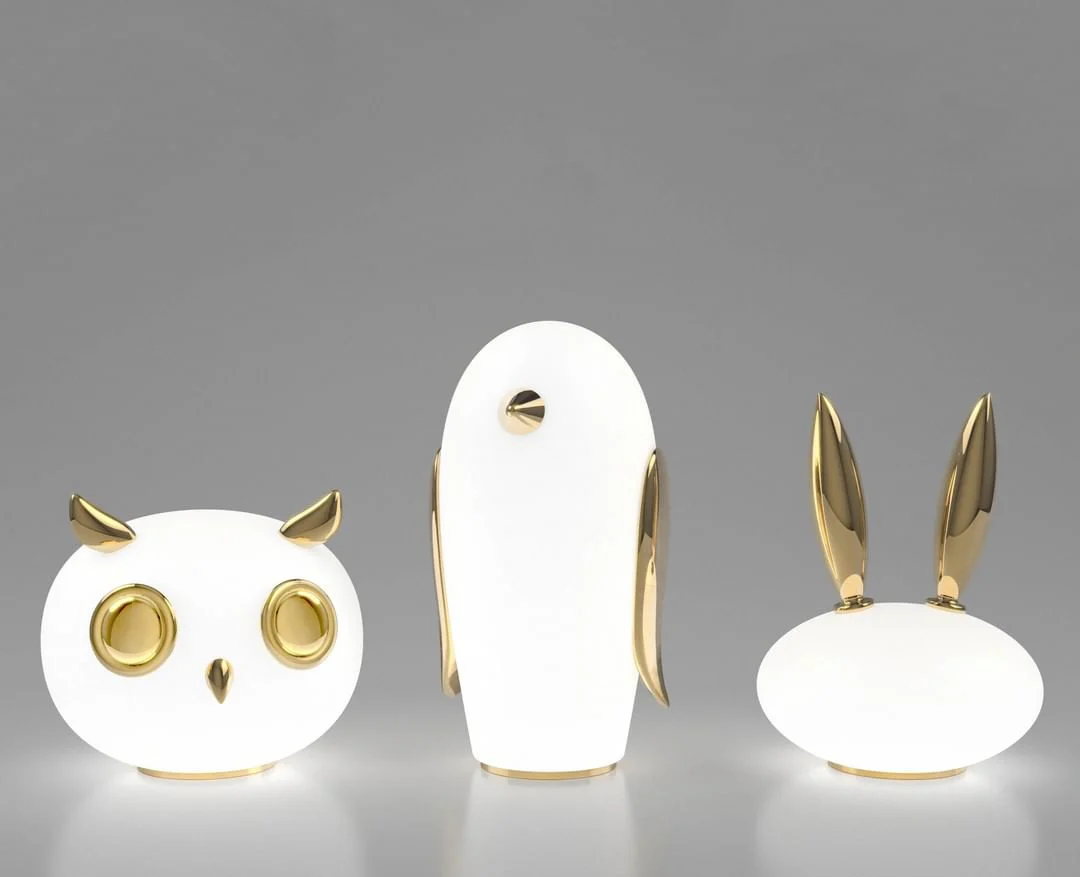 Pet Desk Light - Rabbit: ∅ 8.3″ x H 10.6″ / Dia 21cm x H 27cm / Gold+White / UK plug