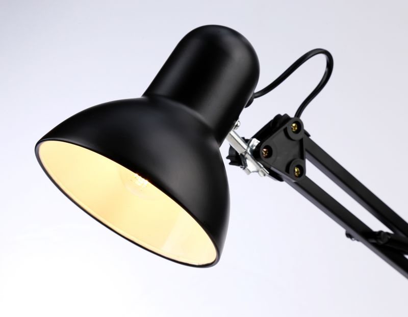 Настольная лампа со сменной лампой E27 Ambrella DESK DE DE7716