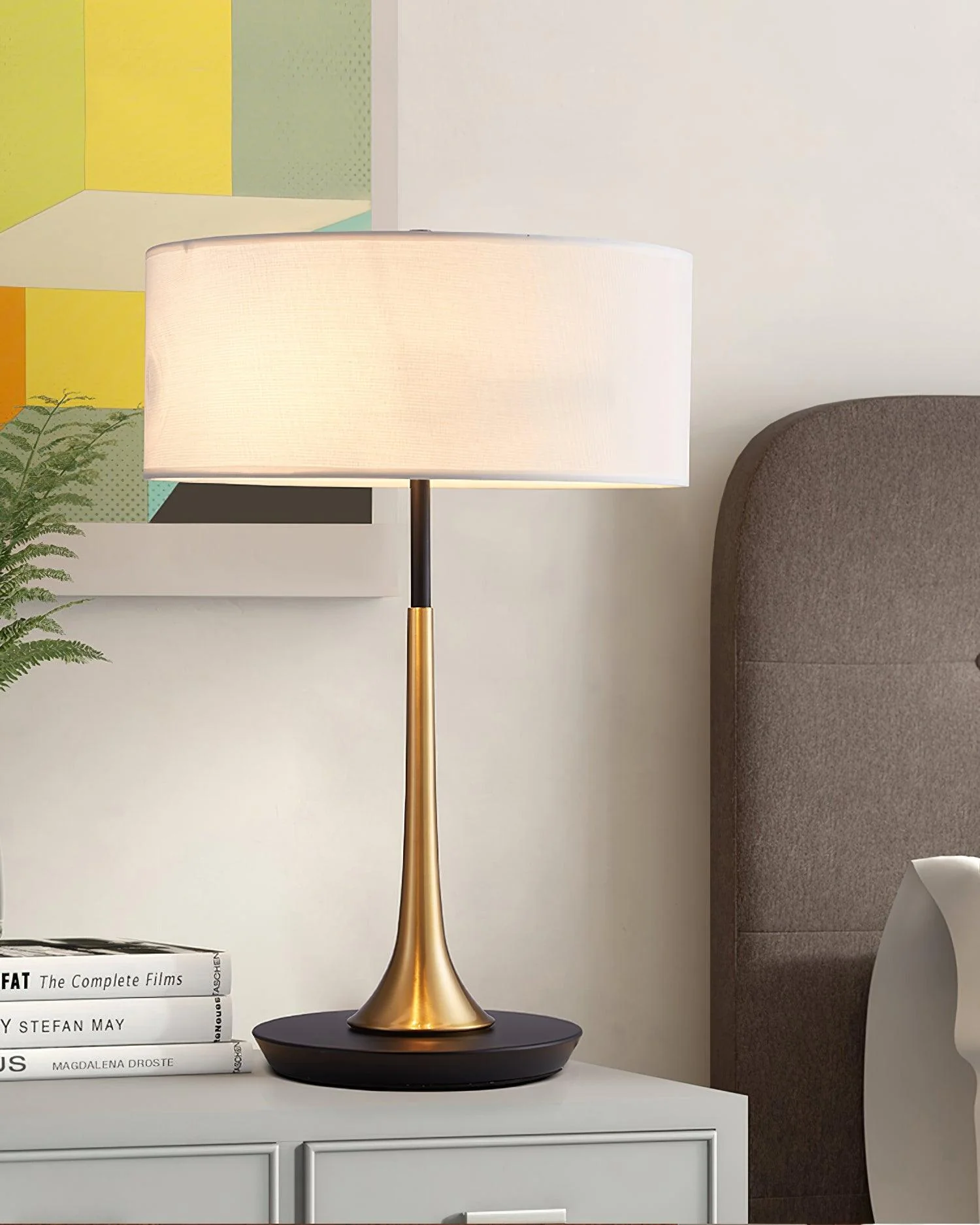 Dana Table Lamp - ∅ 14.1″ x H 21.6″/ Dia 36cm x H 55cm / Black & Gold / UK plug