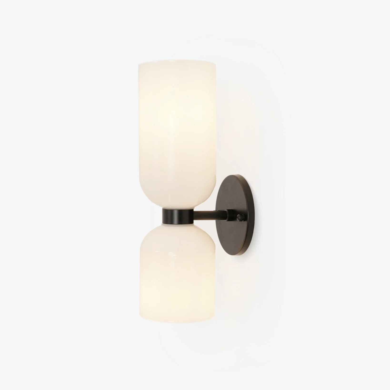 Edie Wall Lamp - ∅ 4.7″ x H 13.8″ / Dia 12cm x H 35cm Set of 2 / Brass / Clear