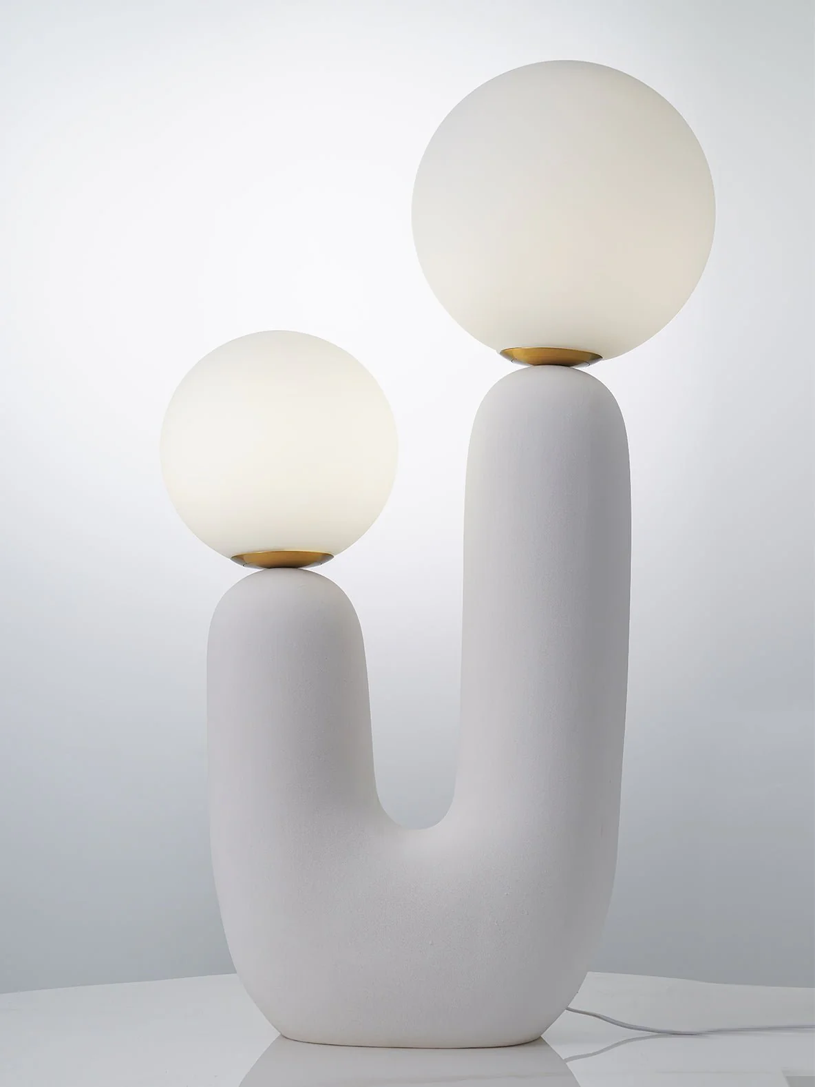 Настольный светильник Oo Ceramics - ∅57см x 82см, белый