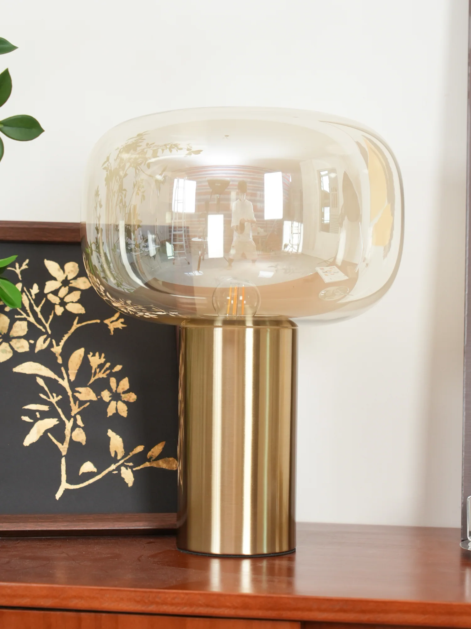 Noak Table Lamp - ∅ 11.8″ x H 16.1″/ Dia 30cm x H 41cm / Gold & Smoke Gray / AU plug
