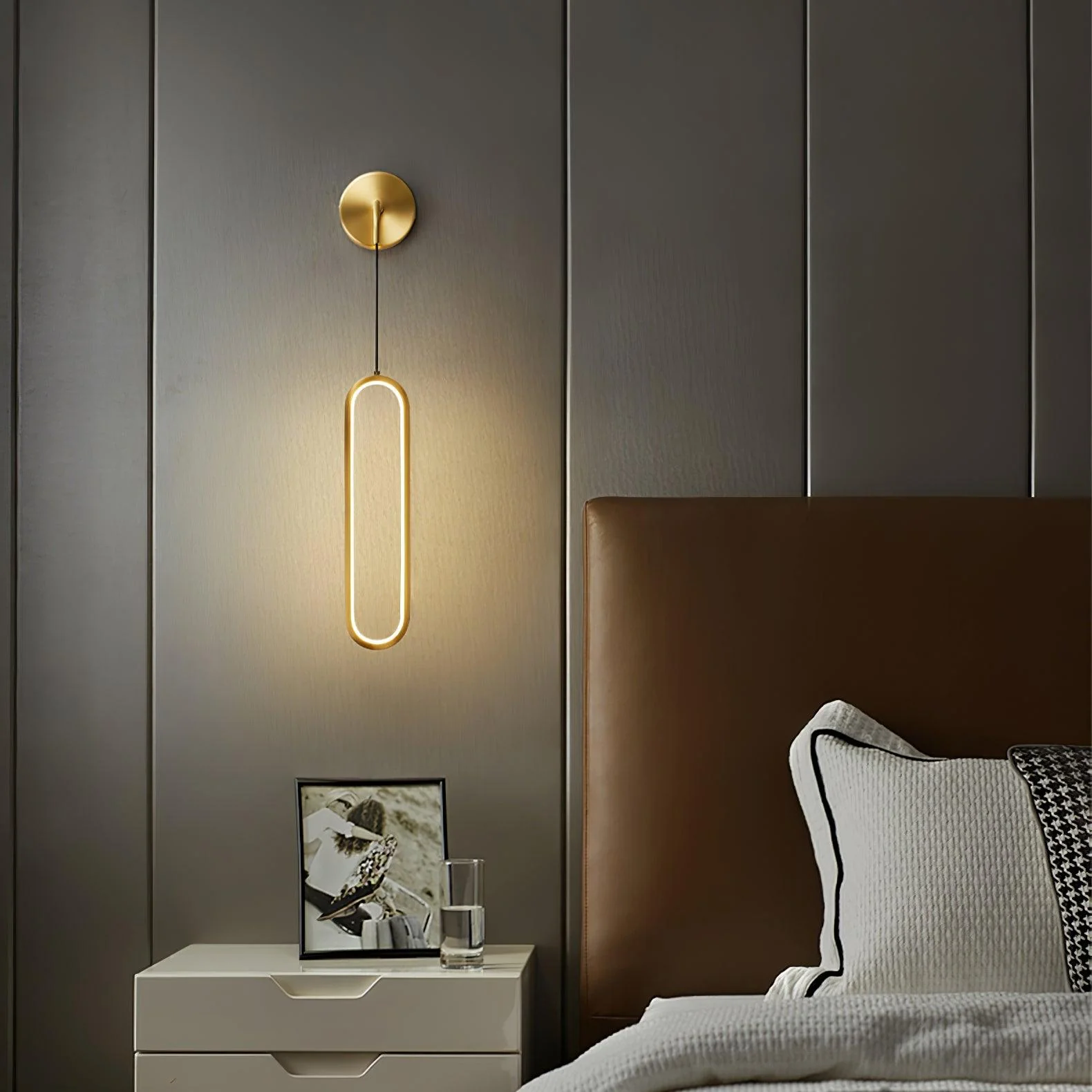 Настенный светильник Oval LED Brass - ∅9см x 68см, золотой, 3000-6500К