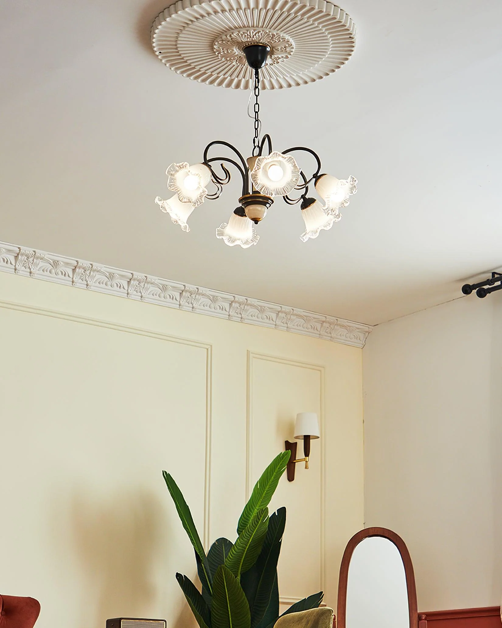 Люстра Luce Black - 3 подвеса ∅68см x 32см, черный, белый