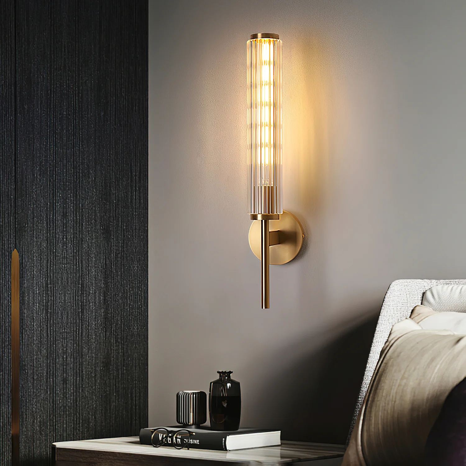 Настенный светильник Glass Linear Brass - ∅6см x 47см, латунь, теплый свет