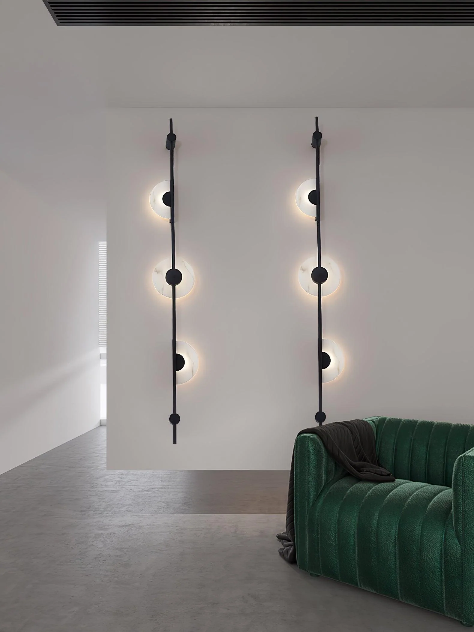 Alabaster Vertical Wall Sconce - Model A Gold ∅ 7.9″ x H 49.6″ Set of 2 / Warm Light