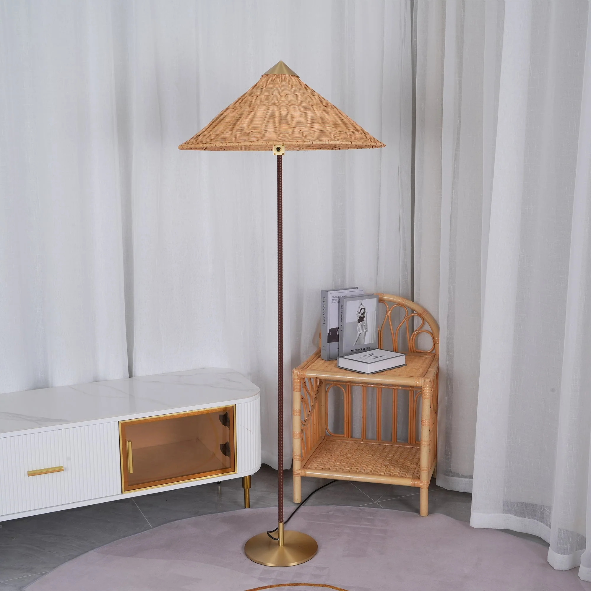 Tynell  Floor Lamp - ∅ 24.8″ x H 60.6″ / Dia 63cm x H 154cm / Natural rattan shade / UK plug