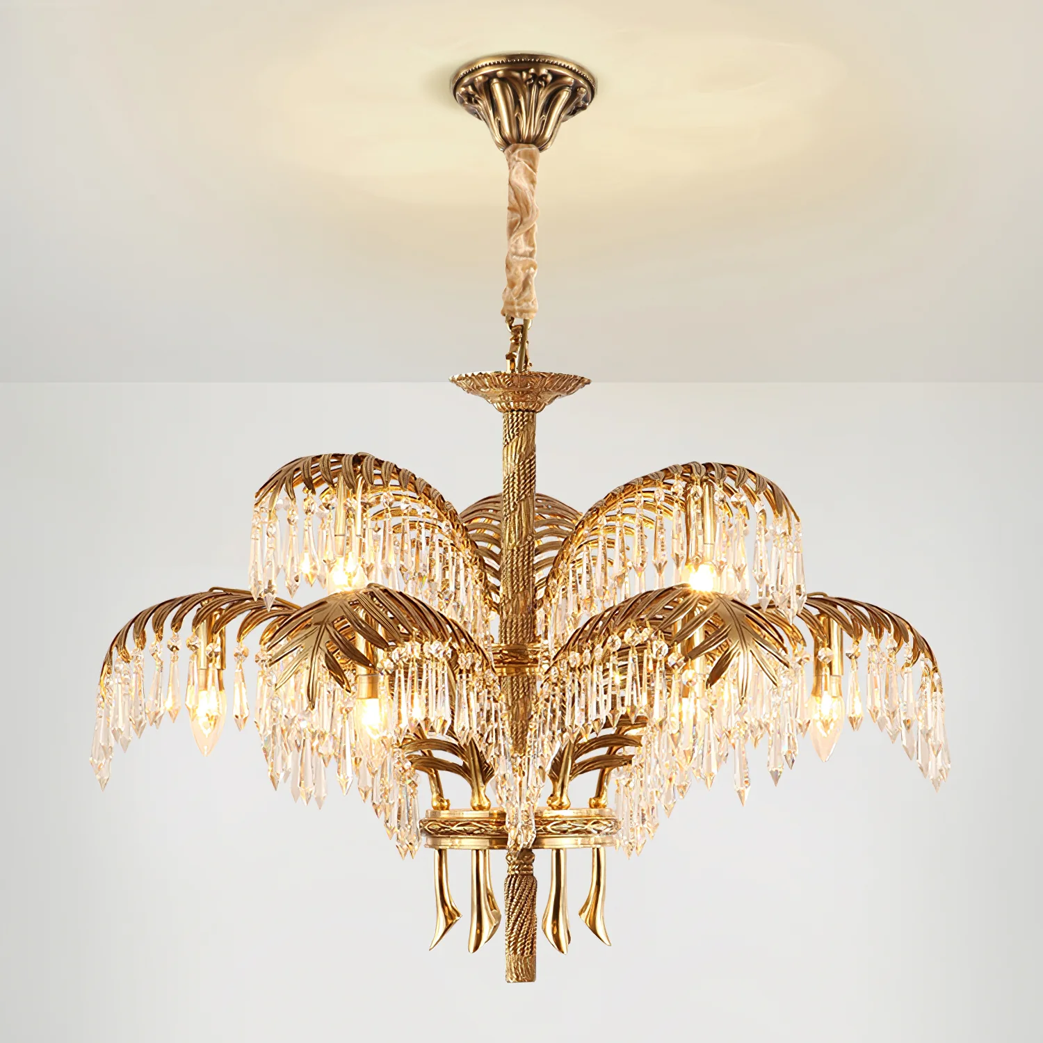 Люстра Brass Palm Leaf Crystal - 8 подвесов ∅82см x 50см, латунь, прозрачный кристалл