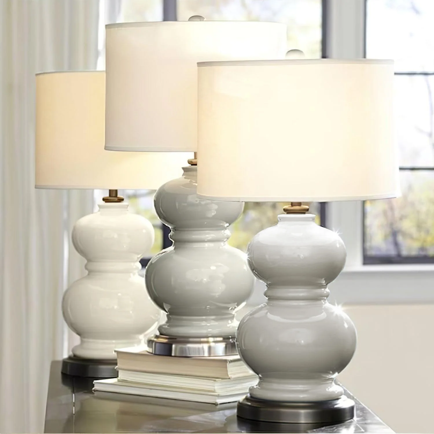 Ceramic Gourd Table Lamp - ∅ 14.9″ x H 26.7″ / Dia 38cm x H 68cm / White / US plug