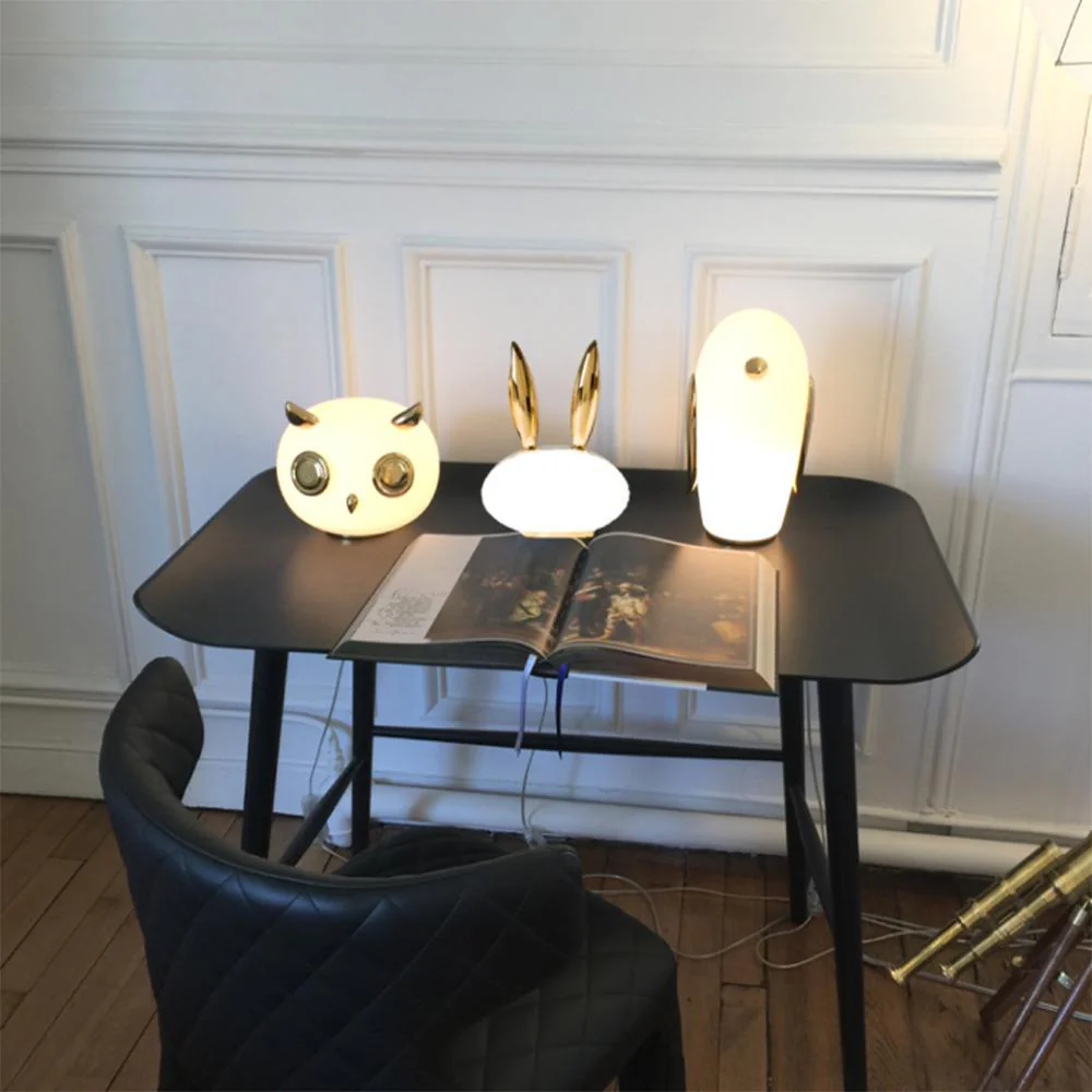 Pet Desk Light - Rabbit: ∅ 8.3″ x H 10.6″ / Dia 21cm x H 27cm / Gold+White / UK plug