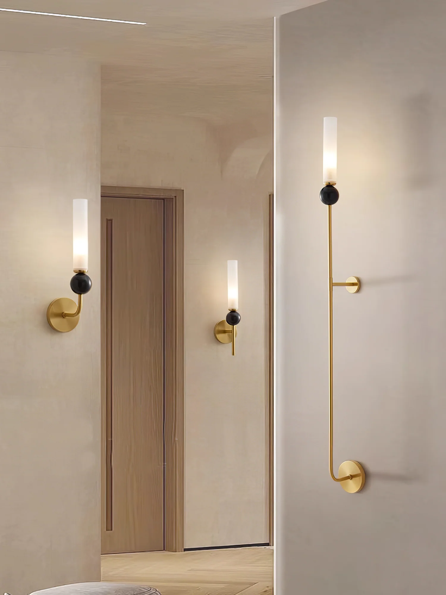 Настенный светильник Marble Vertical - модель C, ∅10см x 115см, черный, черный мраморный шар