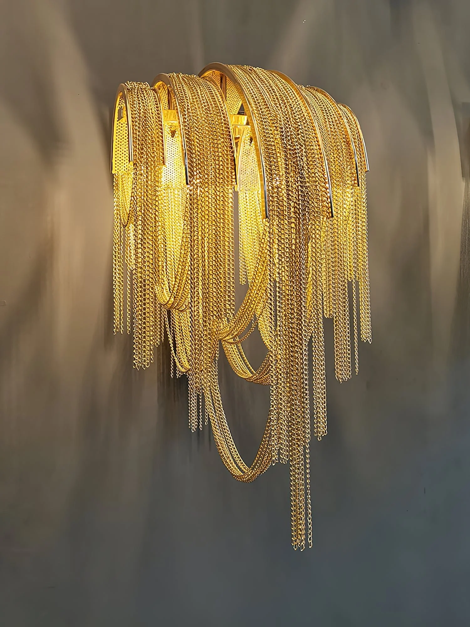 Настенный светильник Chains Tassel - ∅26см x 58см, хром