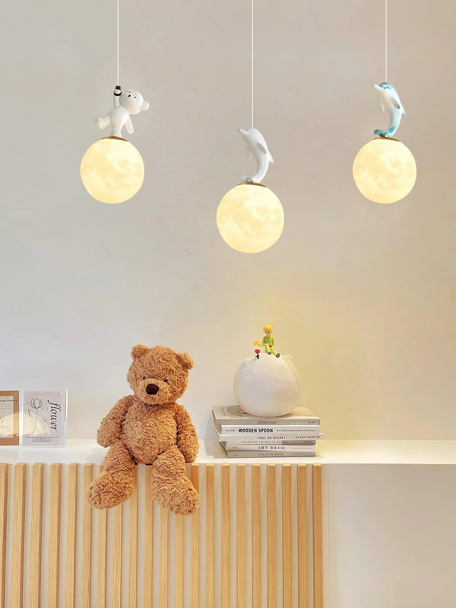 Подвесной светильник Animal And Moon - White dolphin ∅15см х 27см, хром