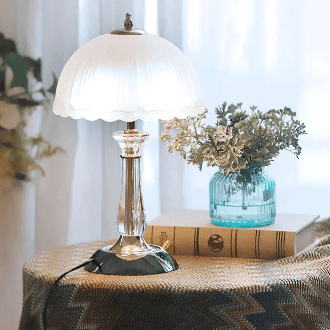 Domed Glass Table Light - ∅ 9.8″ x H 15.7″ / Dia 25cm x H 40cm / Black & Gold & Frosted white / UK plug