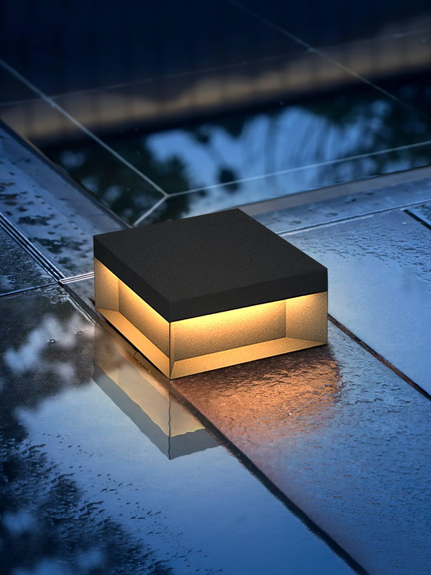 Уличный светильник Black Box - модель B, солнечная батарея, 40см x 40см x 20см, черный, теплый свет