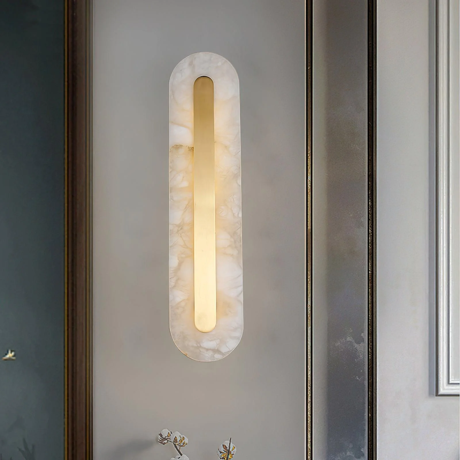 Alabaster Rounded Wall Light - ∅ 5.5″ x H 23.6″ Set of 2 / White＆Brass / Warm Light