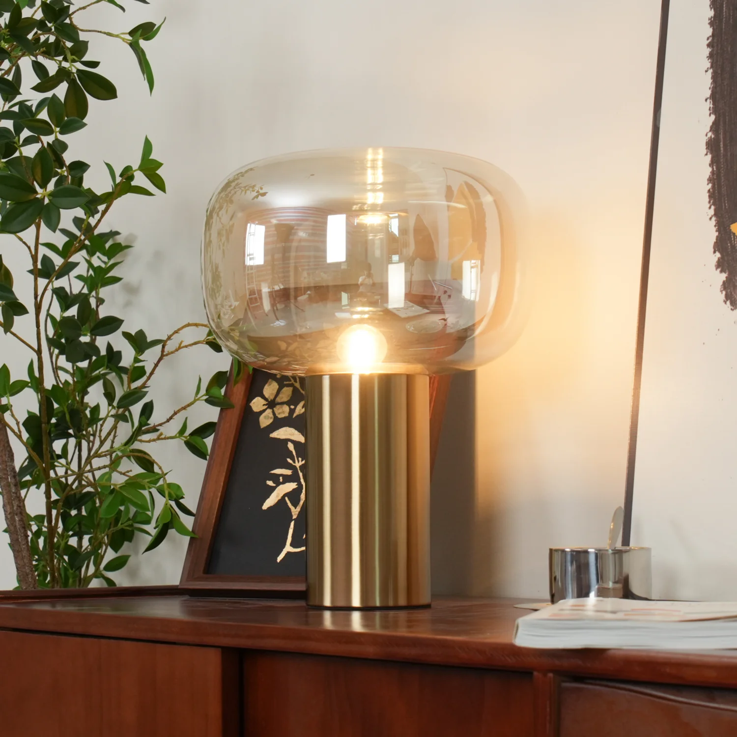 Noak Table Lamp - ∅ 11.8″ x H 16.1″/ Dia 30cm x H 41cm / Gold & Smoke Gray / AU plug