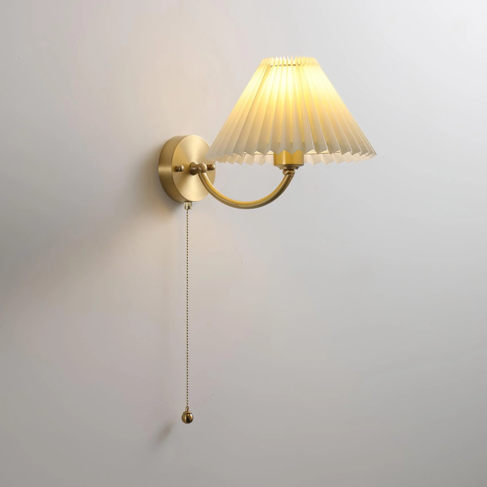 Pleated Wall Lamp - Set of 2 / Gold+White Fabric