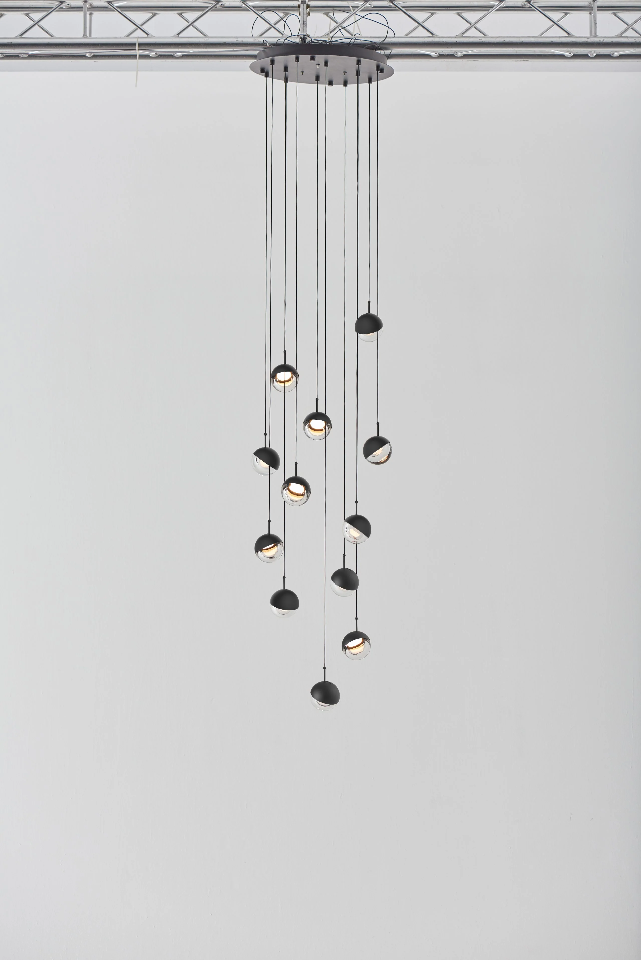 Подвесной светильник Restaurant Art LED - 5 плафонов ∅70см x 200см, розовое золото, теплый свет