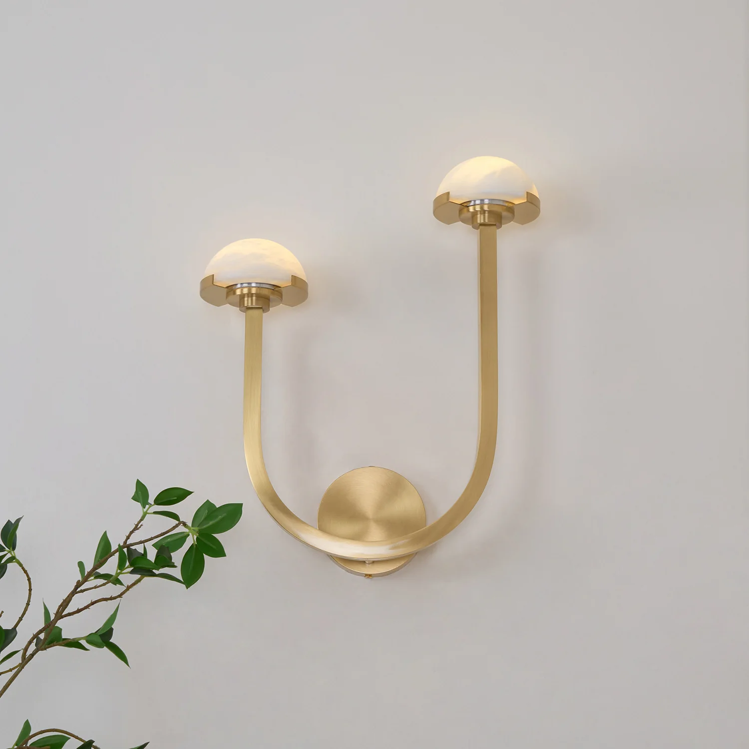 Настенный светильник Mushroom Alabaster - правый ∅31см x 38см, черный, теплый свет