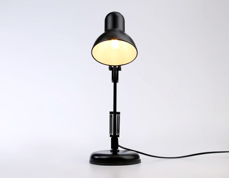 Настольная лампа со сменной лампой E27 Ambrella DESK DE DE7716