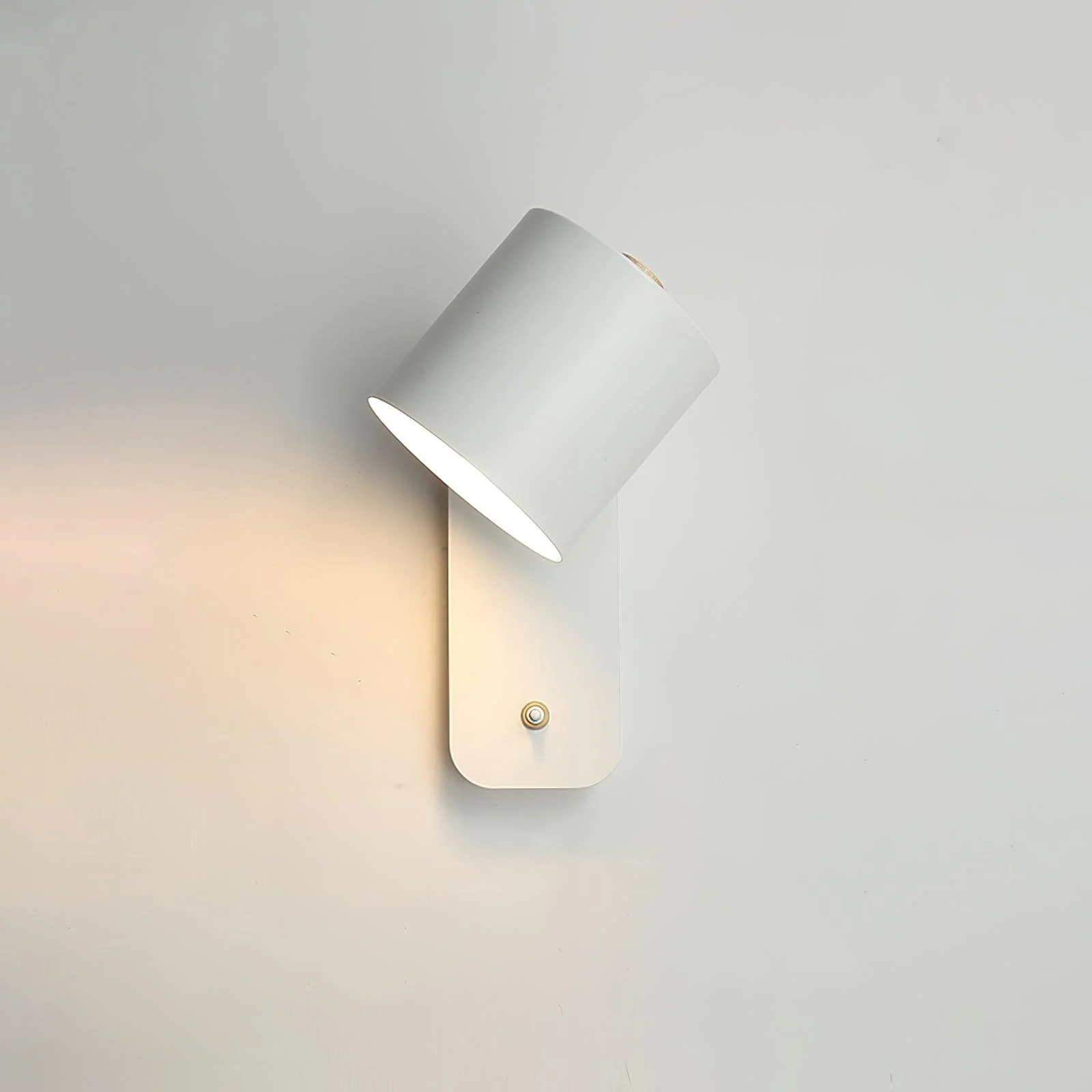 Настенный светильник Rotatable Cylinder Plug-in - ∅13см x 30см, белый
