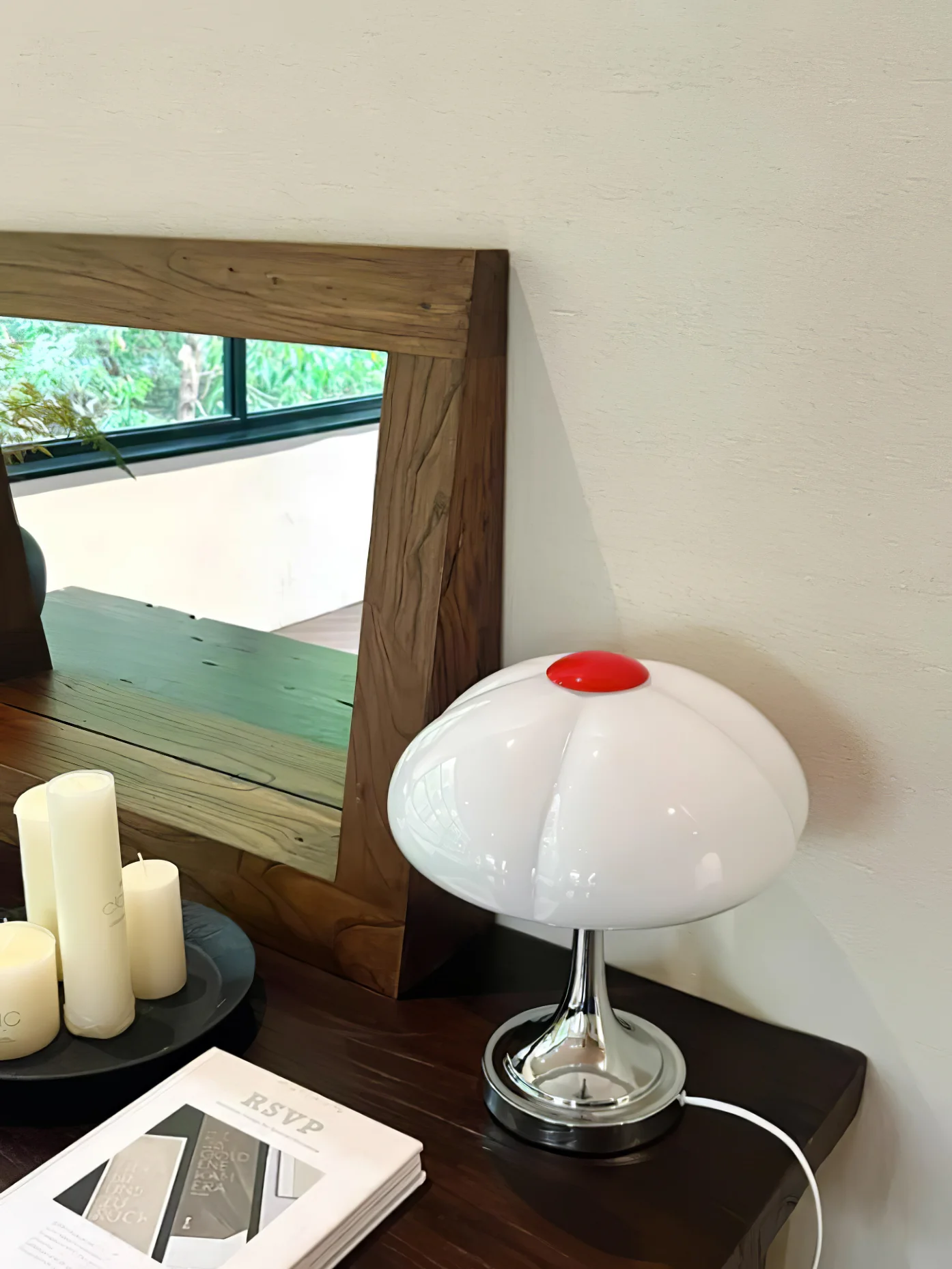 Flower Petal Table Lamp - ∅ 11.4″ x H 12.6″ / Dia 29cm x H 32cm / Chrome / AU plug