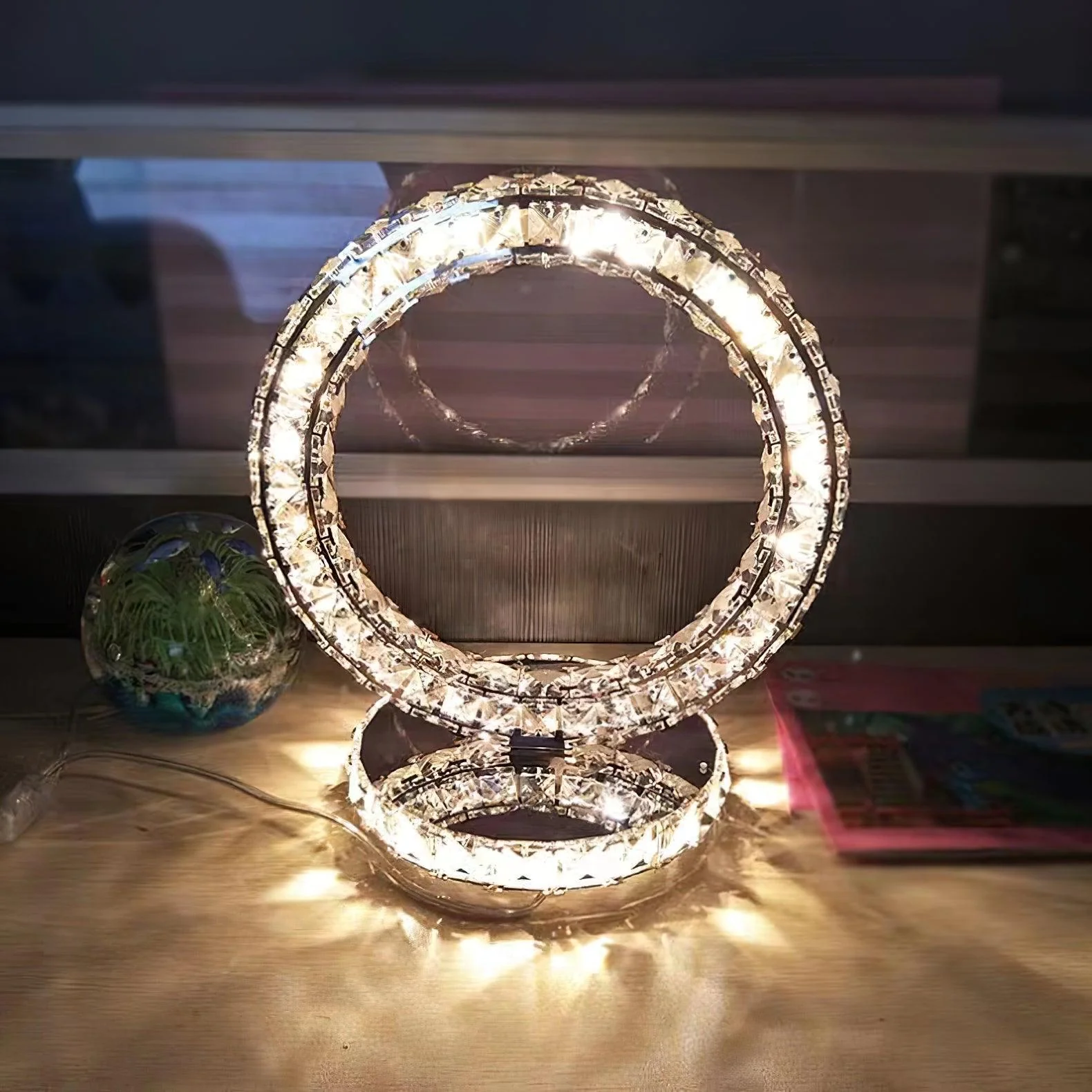Настольный светильник Crystal Rings - ∅21см x 26см, хром