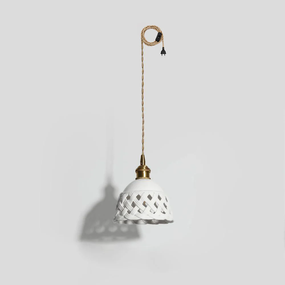 Подвесной светильник Openwork Ceramic Pendant Swag - 2 подвеса ∅15см x 10см, латунь, белый