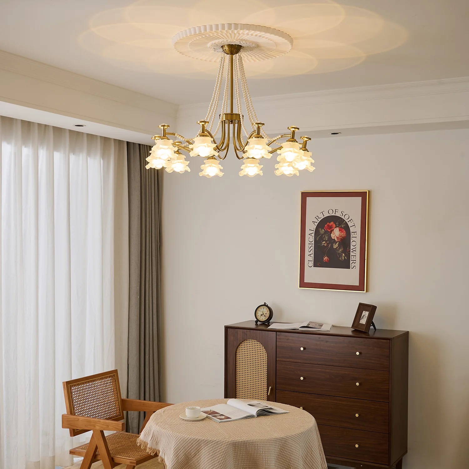 Люстра Amaris Rose - 8 источников света ∅85см x 26см, золотой, белый