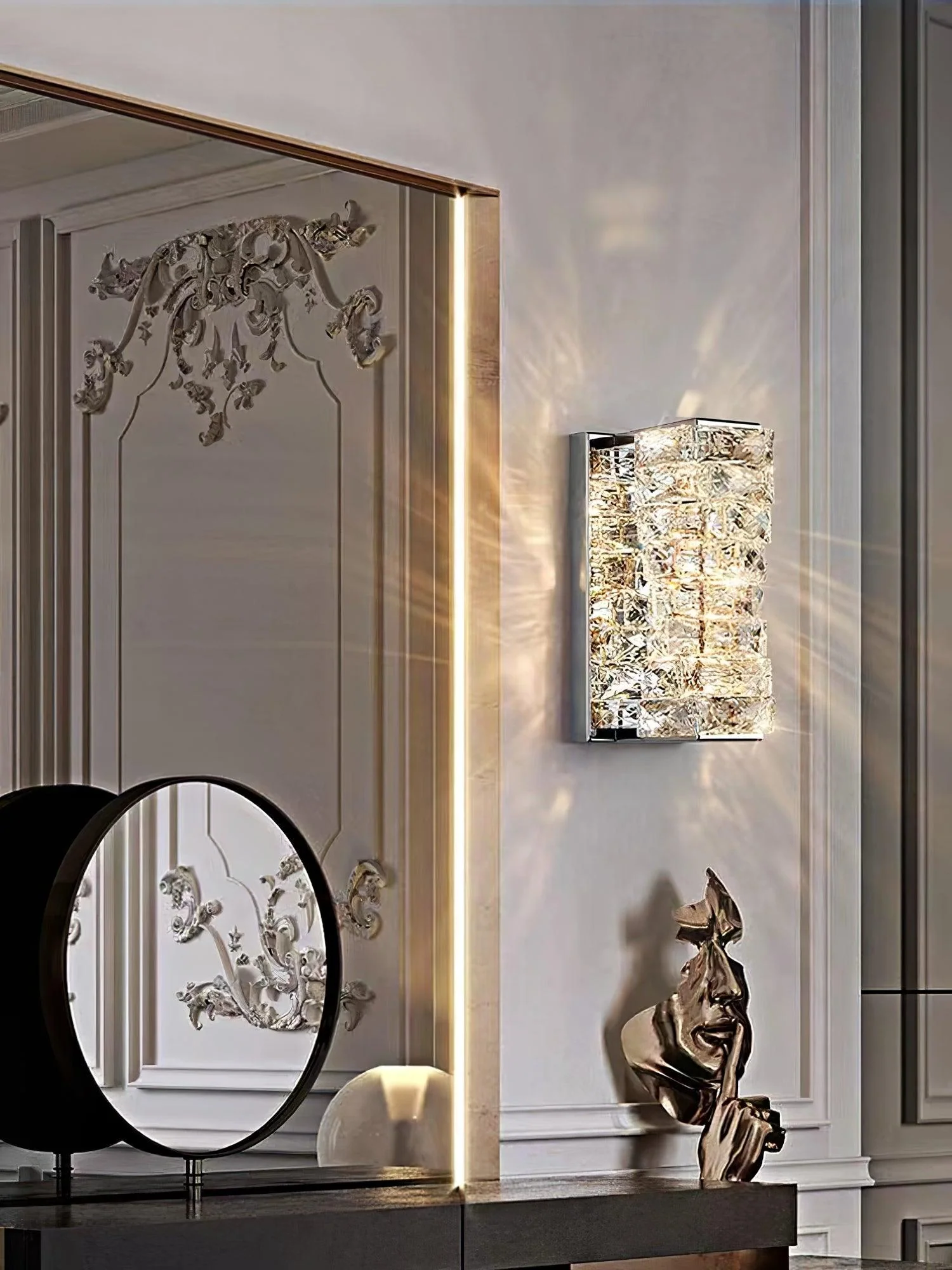 Настенный светильник Laminated Crystal - ∅12см х 46см, хром, холодный свет