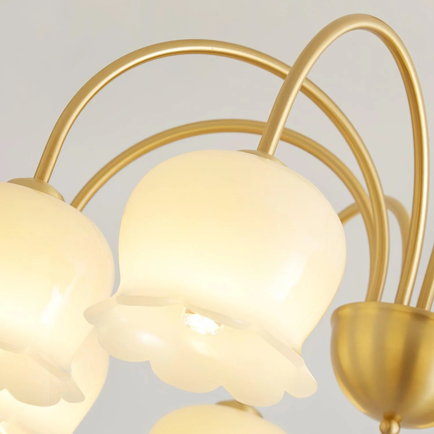 Люстра Orchids Brass - 8 плафонов ∅80см x 58см, латунь, бежевый