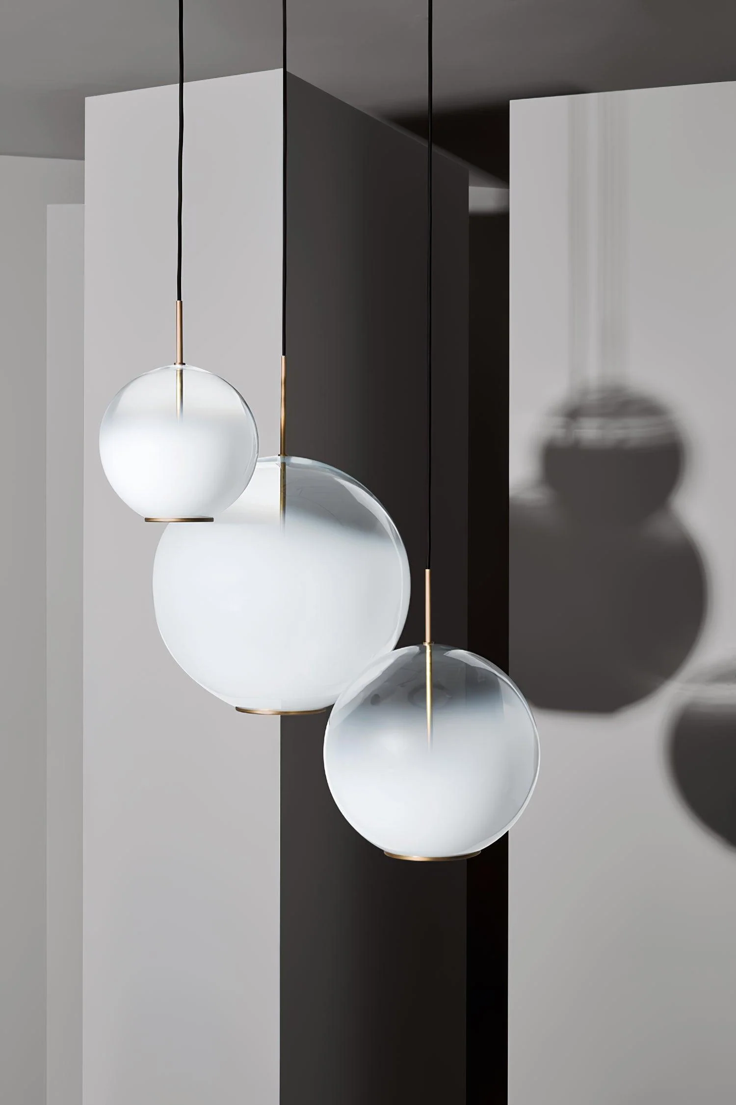 Подвесной светильник Tindari Glass - ∅30см x 150см, белый градиент, теплый свет
