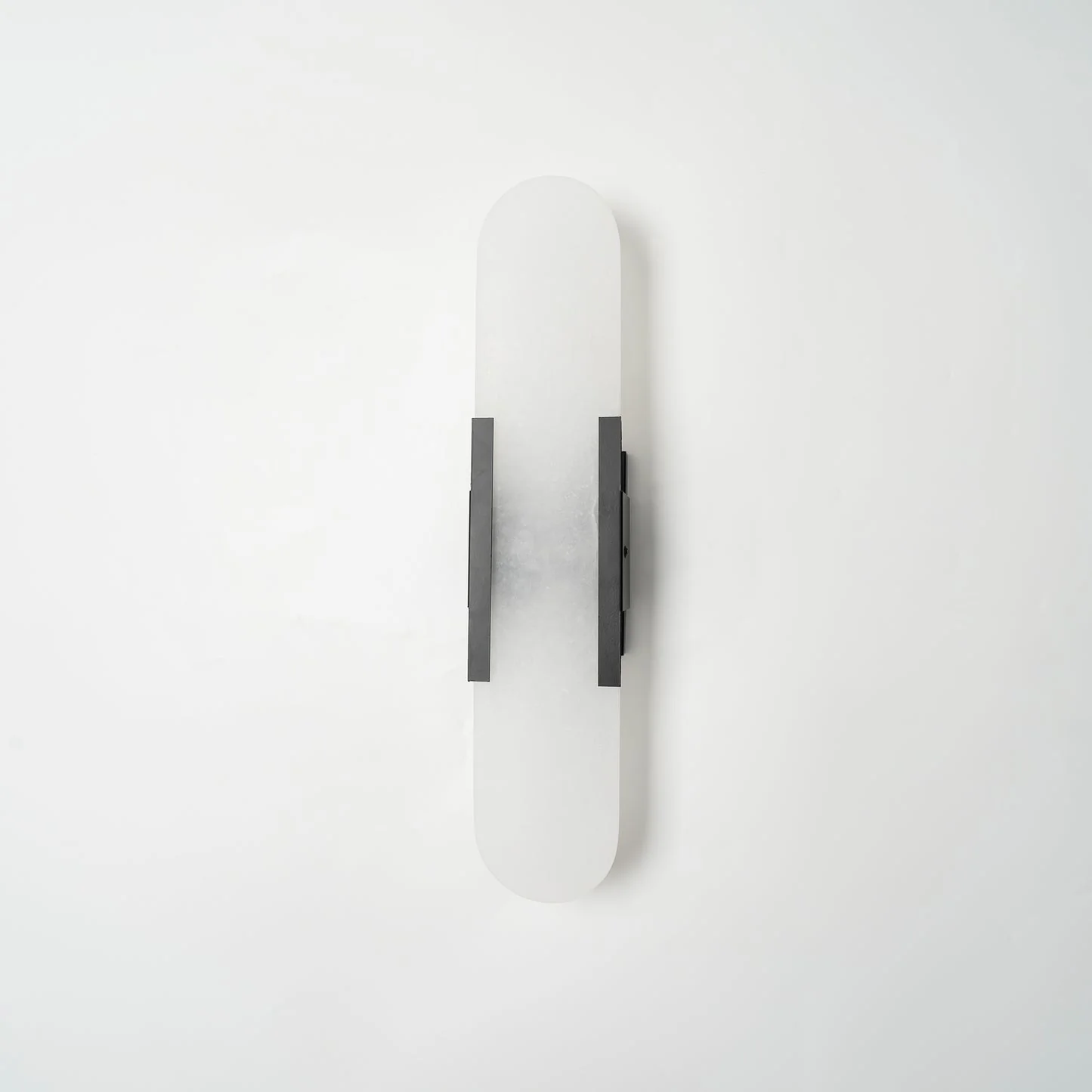 Melange Elongated Alabaster Wall Lamp - Dia 10cm x H 35cm Set of 2 / Black