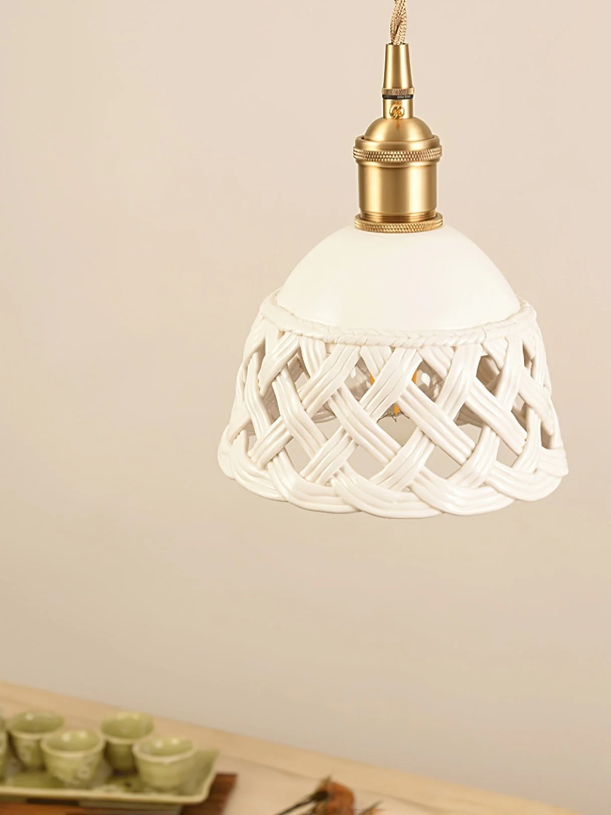 Подвесной светильник Openwork Ceramic Pendant Swag - 2 подвеса ∅15см x 10см, латунь, белый