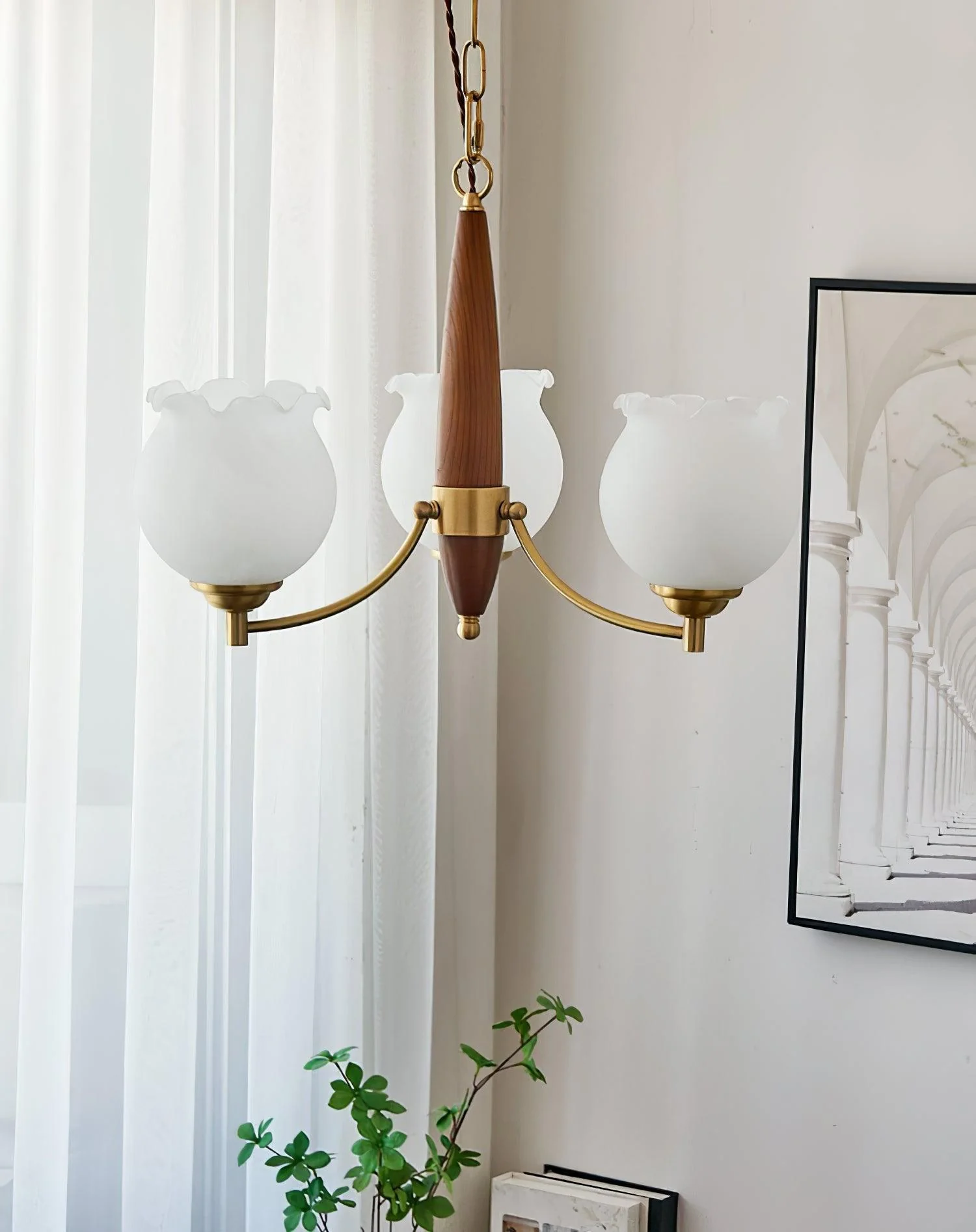 Люстра Tulips Glass Wood - 3 плафона ∅50см x 38см, латунь, дерево, белый