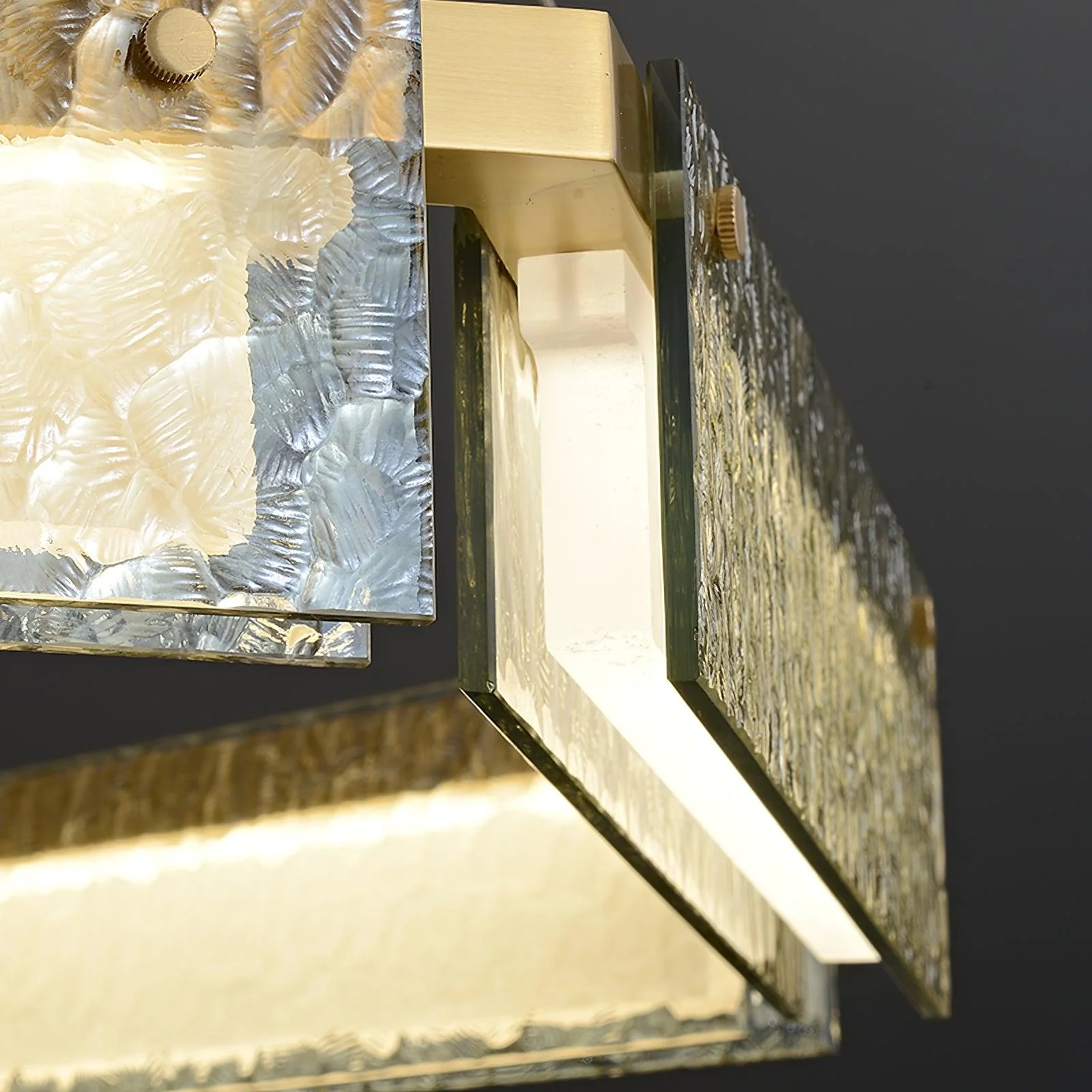 Люстра Asner LED - ∅70см x 10см, полированная латунь, холодный свет