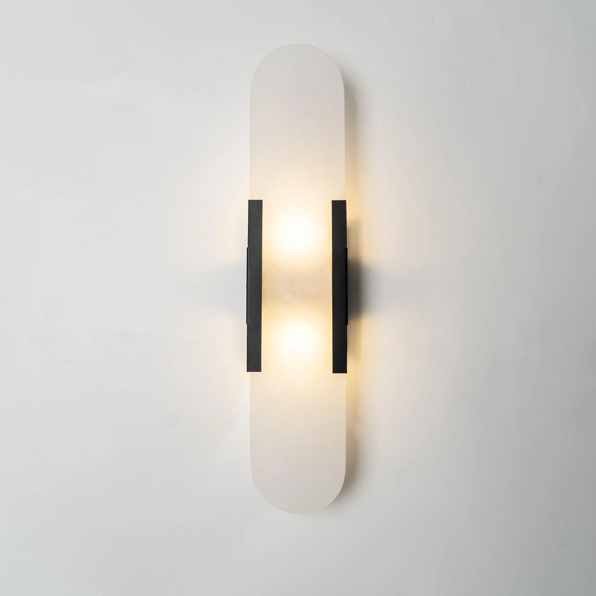 Melange Elongated Alabaster Wall Lamp - Dia 10cm x H 35cm Set of 2 / Black