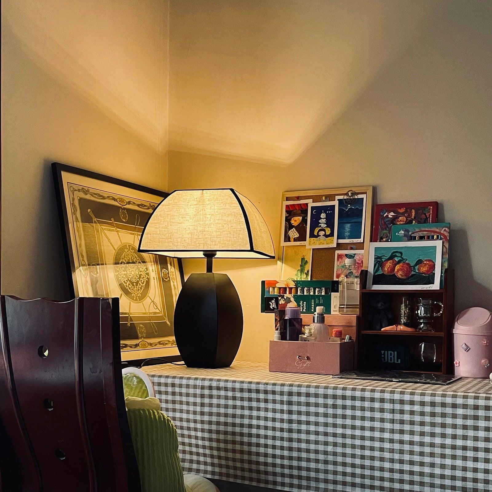 Javier Black Table Lamp - ∅ 13.7″ x H 21.6″ / Dia 35cm x H 55cm / Black / US plug