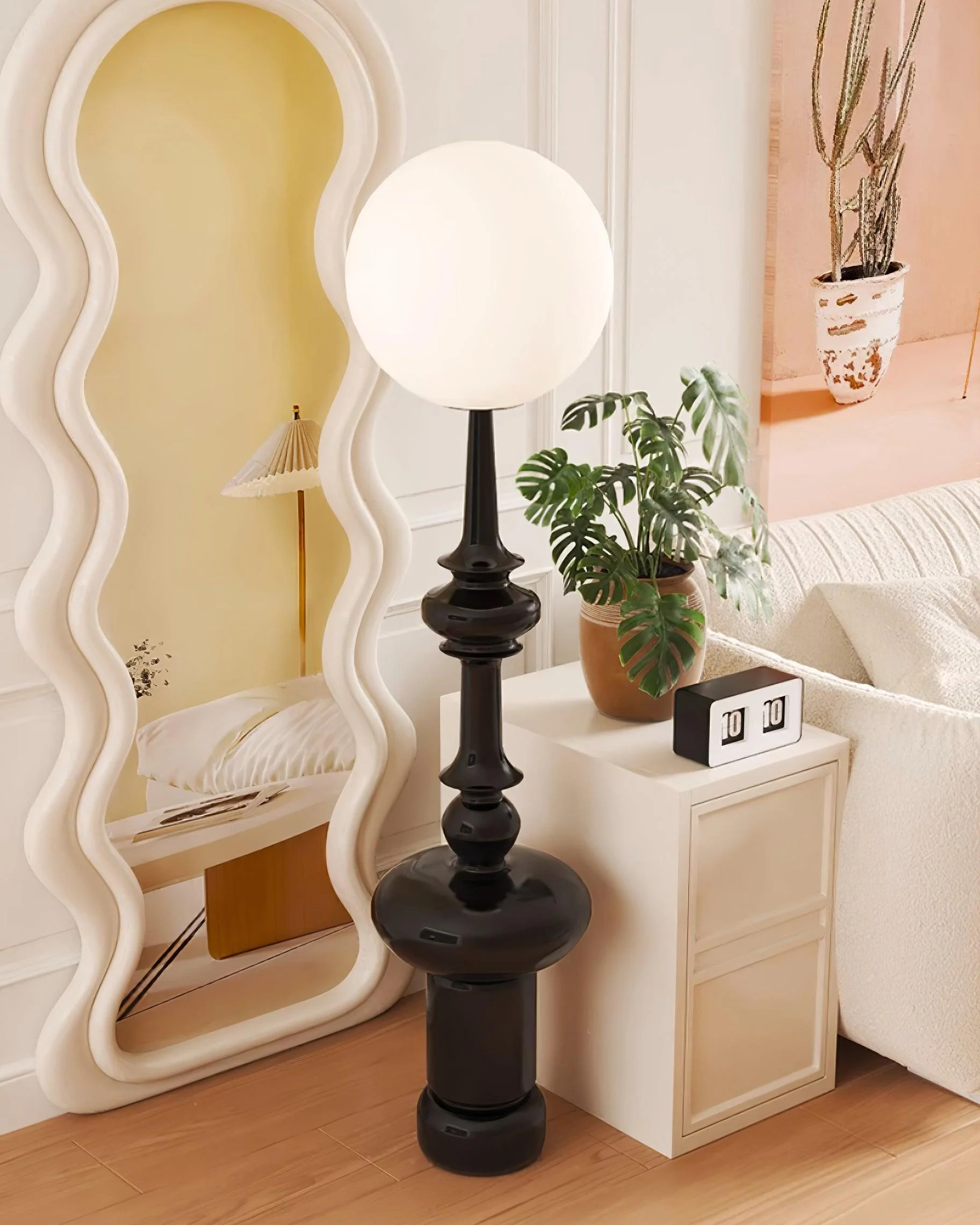 Roman Column Floor Lamp - ∅ 11.8″ x H 54.3″ / Dia 30cm x H 138cm / Black / US plug
