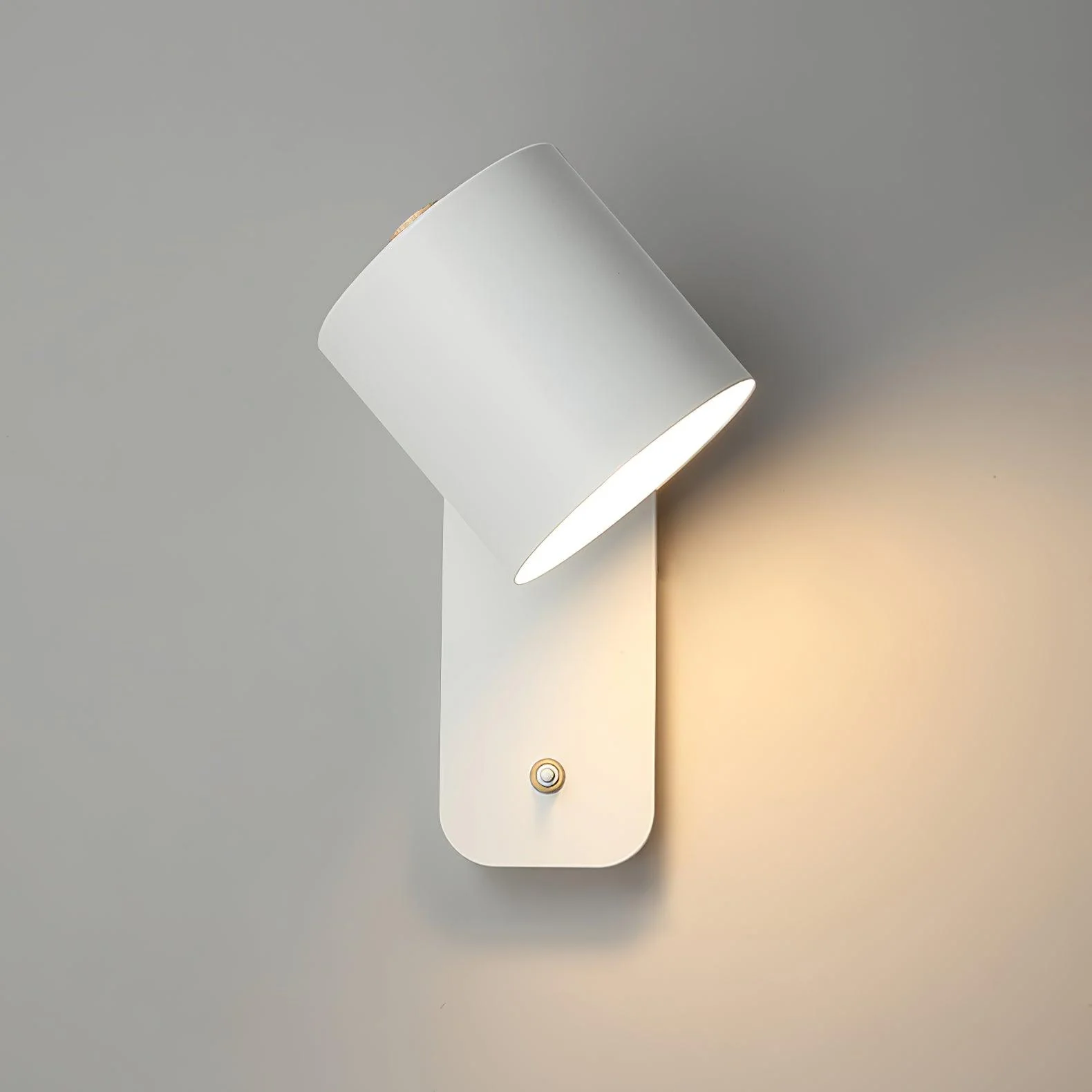 Настенный светильник Rotatable Cylinder Plug-in - ∅13см x 30см, белый