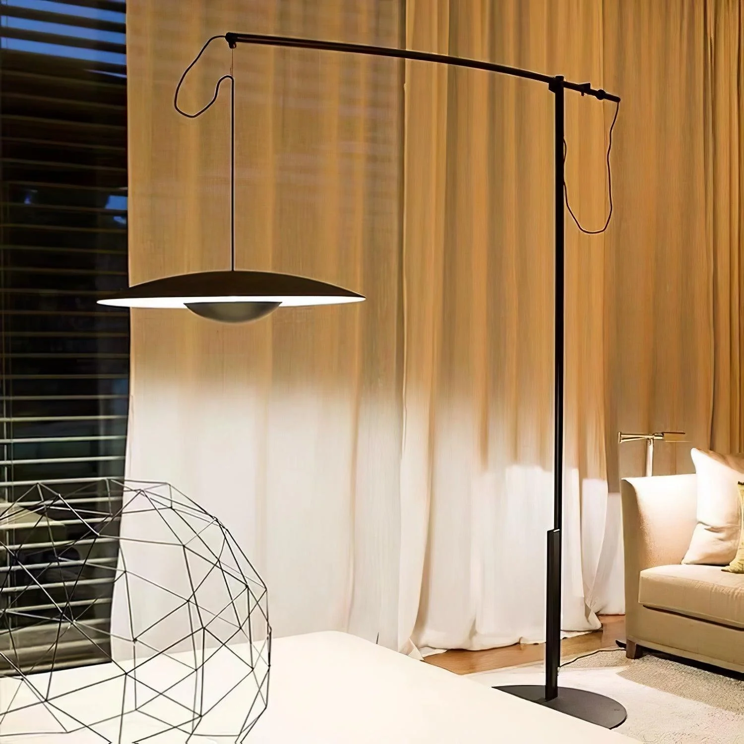 Торшер Innovative Directional - ∅139см x 180см, черный матовый