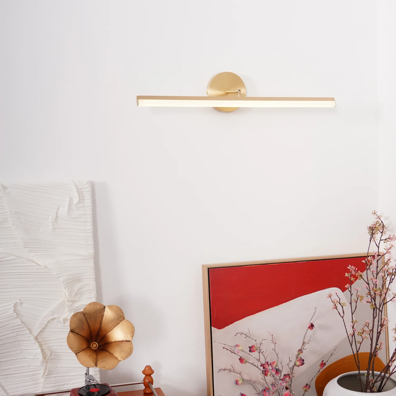 Настенный светильник Brass LED Bath Vanity - 60см х 12см, латунь, белый, теплый свет, диммер